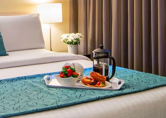 One-Bedroom King Suite