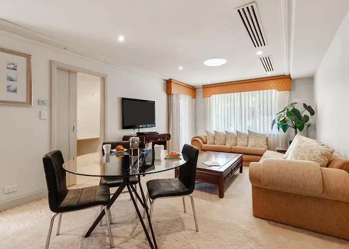 Riverside One-Bedroom King Suite